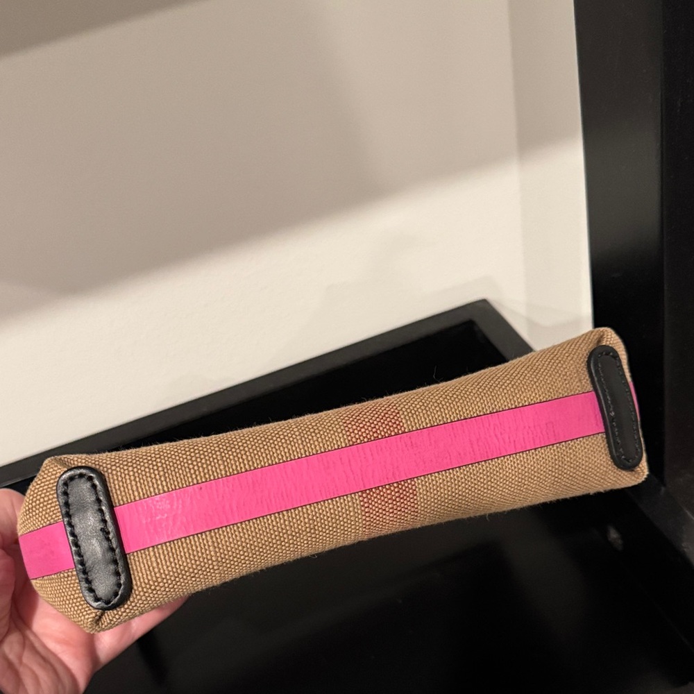 Burberry Canvas Pouch with Pink Trim - Picture 4 of 8